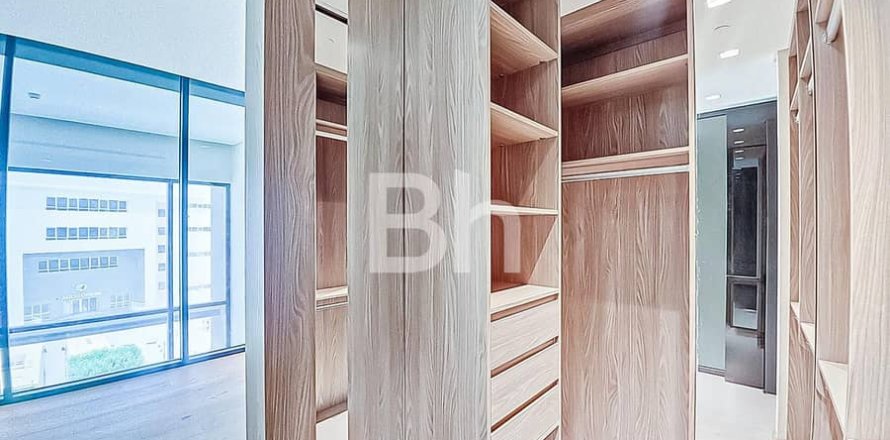Квартира в Джумейра Вилладж Серкл, Дубай, 1 спальня, 74м², № 57931