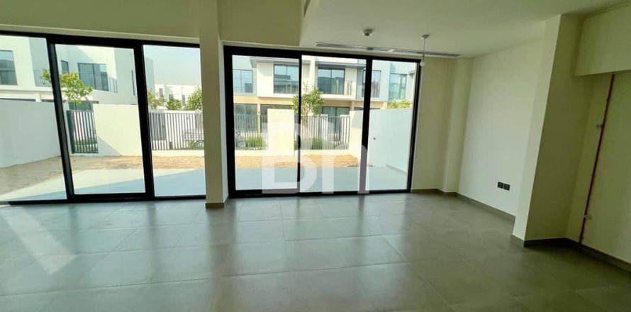Maison de ville à Dubai, 4 chambres, 213 m², № 57930