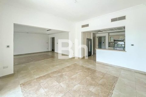 Villa in Dubai Sports City, Dubai 5 bedrooms, 640 sq.m. № 57932 - photo 20