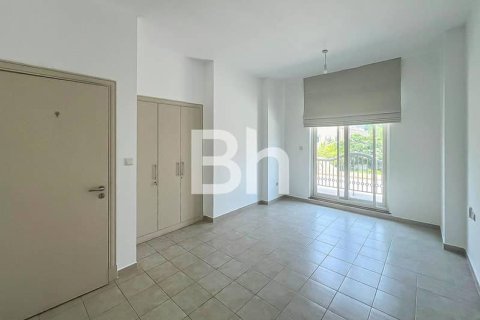 Villa in Dubai Sports City, Dubai 5 bedrooms, 640 sq.m. № 57932 - photo 10