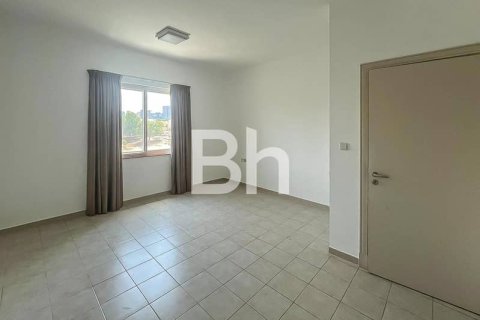Villa in Dubai Sports City, Dubai 5 bedrooms, 640 sq.m. № 57932 - photo 13