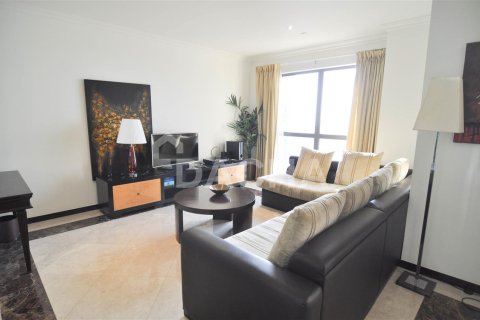 Apartamento en Jumeirah Beach Residence, Dubai, 2 dormitorios, 135.9 m², № 6537 - foto 16