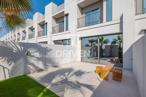 Townhouse in District 7, Mohammed Bin Rashid City, Dubai 2 bedrooms, 168 sq.m. № 20006 - photo 2