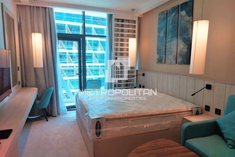 Apartment in Seven Palm, Palm Jumeirah, Dubai 33 sq.m. № 5949 - photo 8
