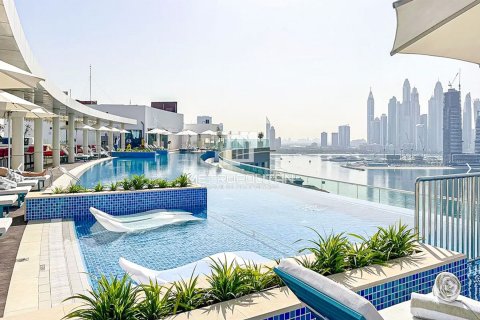Apartment in Seven Palm, Palm Jumeirah, Dubai 33 sq.m. № 5949 - photo 1