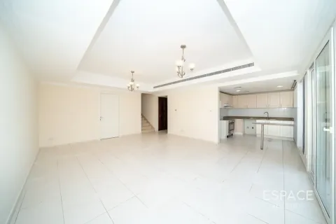 Villa in Springs 4, The Springs, Dubai 3 bedrooms, 228 sq.m. № 122600 - photo 3