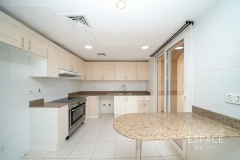 Villa in Springs 4, The Springs, Dubai 3 bedrooms, 228 sq.m. № 122600 - photo 4