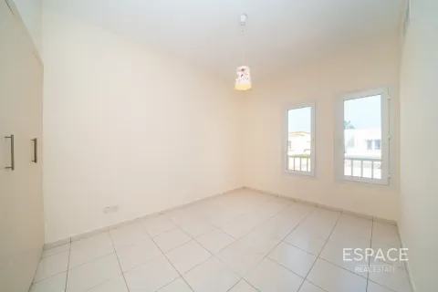 Villa in Springs 4, The Springs, Dubai 3 bedrooms, 228 sq.m. № 122600 - photo 8