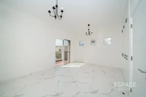 Townhouse in Springs 14, The Springs, Dubai 3 bedrooms, 209 sq.m. № 122597 - photo 11