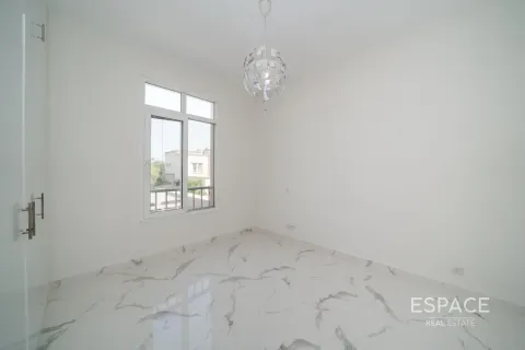 Townhouse in Springs 14, The Springs, Dubai 3 bedrooms, 209 sq.m. № 122597 - photo 8
