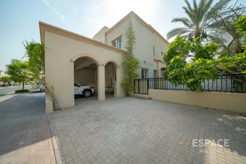 Townhouse in Springs 14, The Springs, Dubai 3 bedrooms, 209 sq.m. № 122597 - photo 20