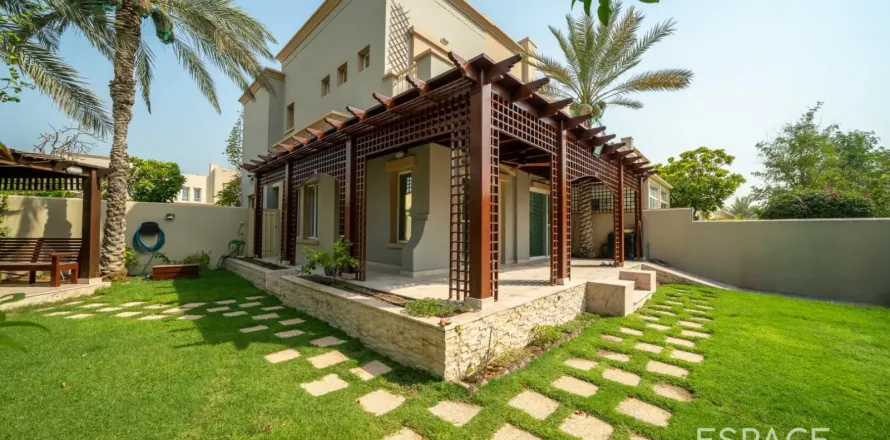 Townhouse in Springs 14, The Springs, Dubai 3 bedrooms, 209 sq.m. № 122597