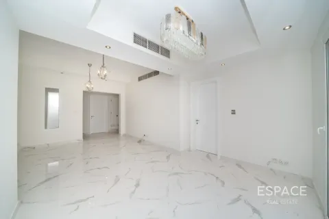 Townhouse in Springs 14, The Springs, Dubai 3 bedrooms, 209 sq.m. № 122597 - photo 4