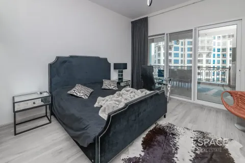 Apartment in Palm Jumeirah, Dubai 2 bedrooms, 174 sq.m. № 122598 - photo 9