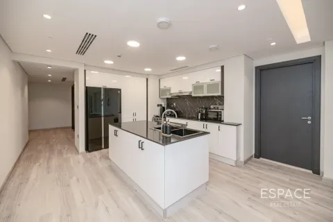 Apartment in Palm Jumeirah, Dubai 2 bedrooms, 174 sq.m. № 122598 - photo 6