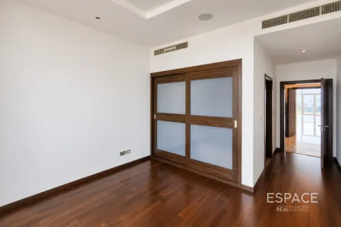 Apartment in Oceana Pacific, Palm Jumeirah, Dubai 3 bedrooms, 212 sq.m. № 122599 - photo 9