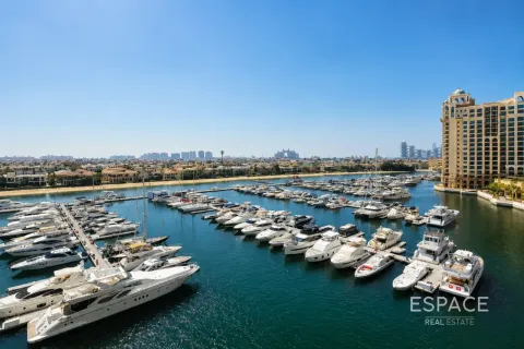 Apartment in Oceana Pacific, Palm Jumeirah, Dubai 3 bedrooms, 212 sq.m. № 122599 - photo 11