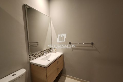 Снять в аренду виллу в The Park Villas, DAMAC Hills (Akoya by DAMAC), Дубай: 3 спальни, 253м², № 73869 - фото 17