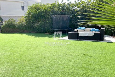 Villa in DAMAC Hills (Akoya by DAMAC), Dubai 3 bedrooms, 558 sq.m. № 73867 - photo 14