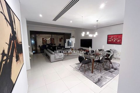 Villa en DAMAC Hills (Akoya by DAMAC), Dubai, 3 dormitorios, 558 m², № 73867 - foto 6