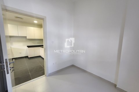 Снять в аренду виллу в DAMAC Hills (Akoya by DAMAC), Дубай: 3 спальни, 276м², № 73871 - фото 13