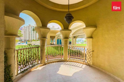 Appartement à Palm Jumeirah, Dubai, 2 chambres, 148.9 m², № 41770 - photo 1