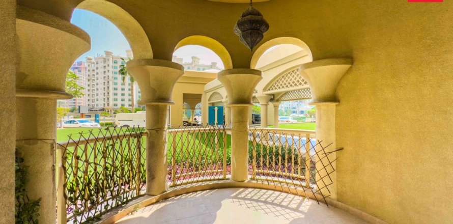 Appartement à Palm Jumeirah, Dubai, 2 chambres, 148.9 m², № 41770