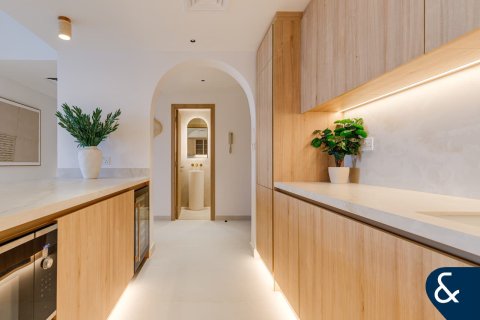 Apartment in Motor City, Dubai 2 bedrooms, 133 sq.m. № 78983 - photo 12