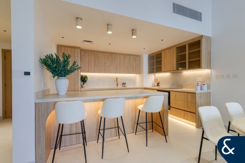 Apartment in Motor City, Dubai 2 bedrooms, 133 sq.m. № 78983 - photo 9