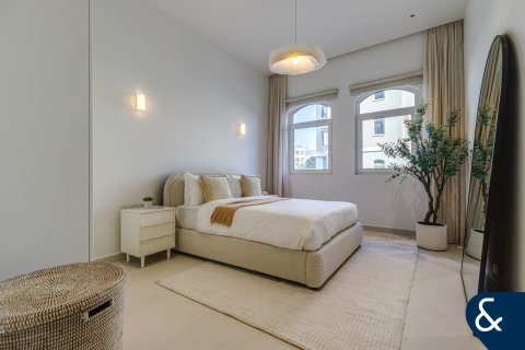 Apartment in Motor City, Dubai 2 bedrooms, 133 sq.m. № 78983 - photo 24