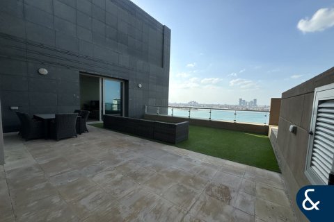 Apartment in The Crescent, Palm Jumeirah, Dubai 4 bedrooms, 465 sq.m. № 78982 - photo 12