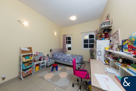 Villa en Victory Heights, Dubai Sports City, Dubai, 3 dormitorios, 293 m², № 78986 - foto 10