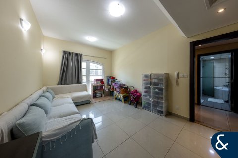 Villa en Victory Heights, Dubai Sports City, Dubai, 3 dormitorios, 293 m², № 78986 - foto 8