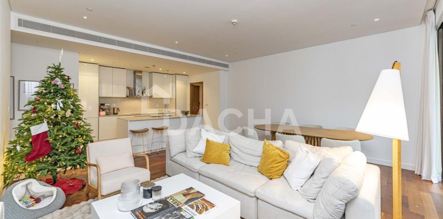 Квартира в City Walk, Дубай, 2 спальни, 179.2м², № 6877
