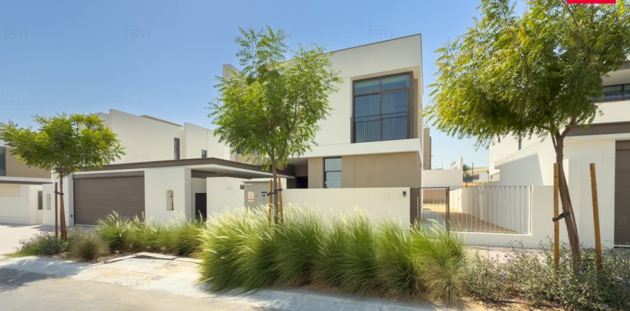 Villa à Al Furjan, Dubai, 4 chambres, 529.4 m², № 96479
