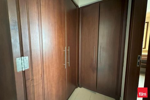 Villa in Dubai 4 bedrooms, 432 sq.m. № 96486 - photo 15