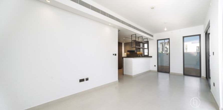 Villa à Tilal Al Ghaf, Dubai, 4 chambres, 306 m², № 98113