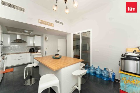 Adosado en Dubai, 4 dormitorios, 312.2 m², № 67543 - foto 15