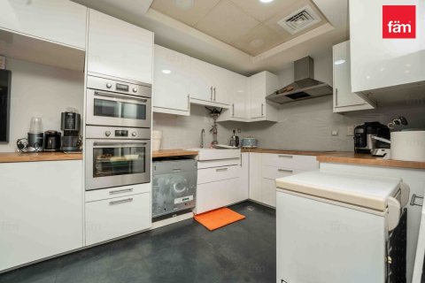 Adosado en Dubai, 4 dormitorios, 312.2 m², № 67543 - foto 10