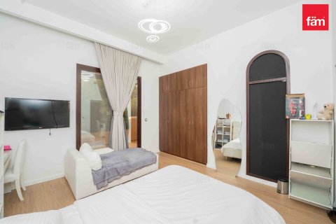 Adosado en Dubai, 4 dormitorios, 312.2 m², № 67543 - foto 13