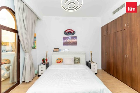 Adosado en Dubai, 4 dormitorios, 312.2 m², № 67543 - foto 26