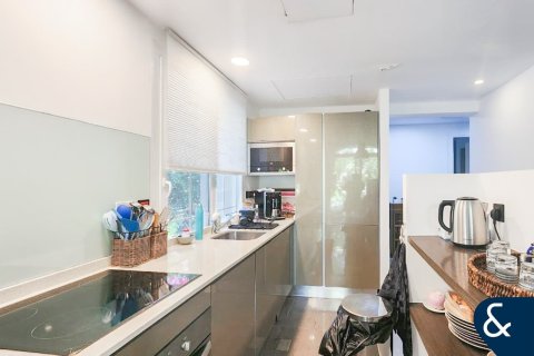 Снять в аренду виллу в Springs 15, The Springs, Дубай: 3 спальни, 167м², № 98705 - фото 6