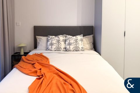 Apartment in Bahar, Jumeirah Beach Residence, Dubai 2 bedrooms, 120 sq.m. № 98707 - photo 8