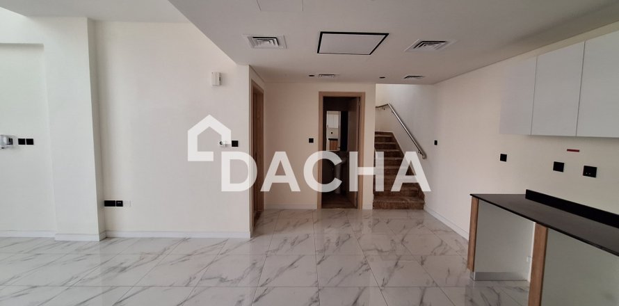 Townhouse in Dubai Land, Dubai 3 bedrooms, 106 sq.m. № 112762