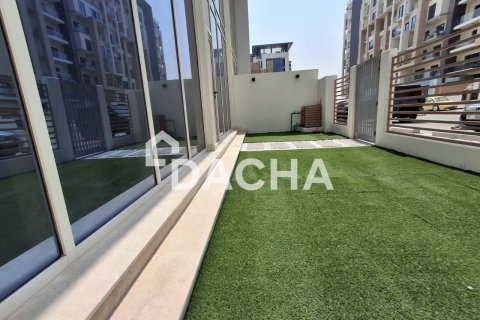 Townhouse in Dubai Land, Dubai 3 bedrooms, 106 sq.m. № 112762 - photo 15