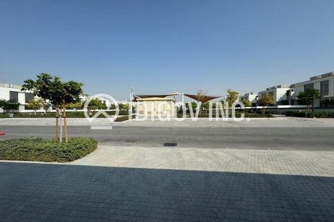 Снять в аренду таунхаус в Murooj Al Furjan, Al Furjan, Дубай: 4 спальни, 336м², № 38308 - фото 23