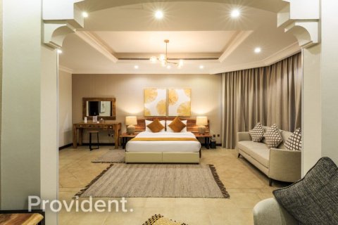 Villa en Palm Jumeirah, Dubai, 4 dormitorios, № 3258 - foto 8