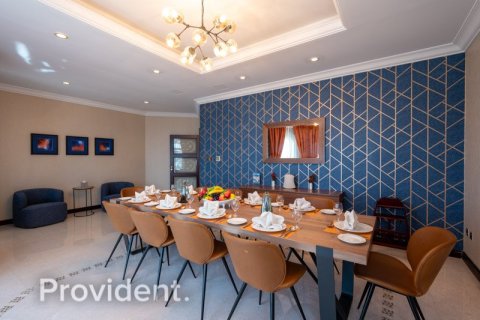 Villa en Palm Jumeirah, Dubai, 4 dormitorios, № 3257 - foto 8