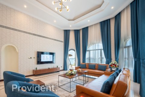 Villa en Palm Jumeirah, Dubai, 4 dormitorios, № 3257 - foto 15