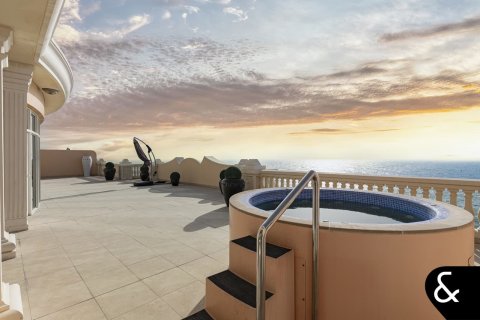 Apartment in Palm Jumeirah, Dubai 4 bedrooms, 457 sq.m. № 98370